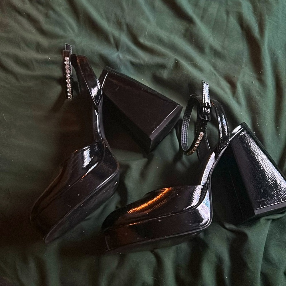 Black Chunky Heels